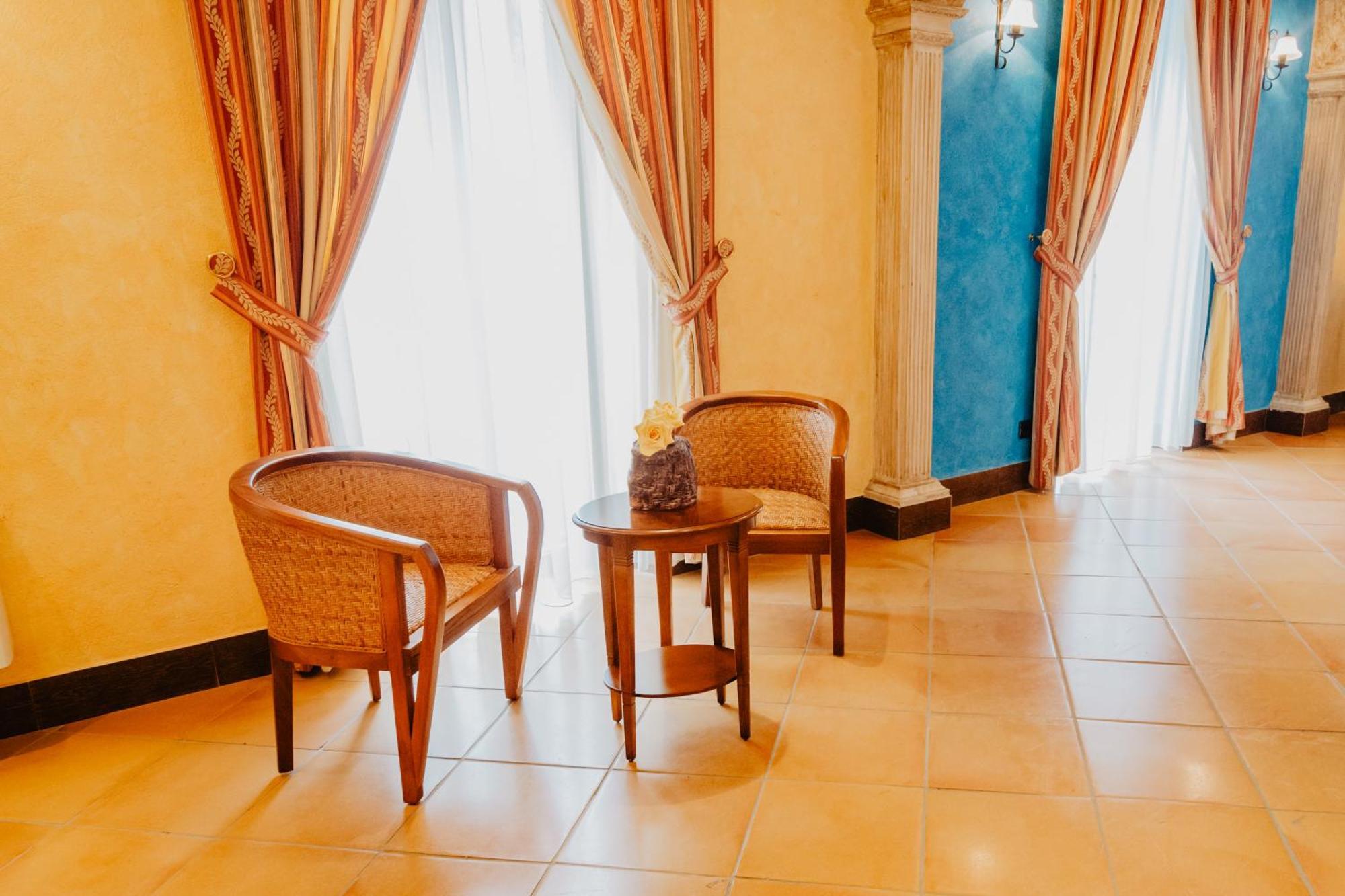 Hotel Hacienda Don Manuel Granja de Torrehermosa Extérieur photo
