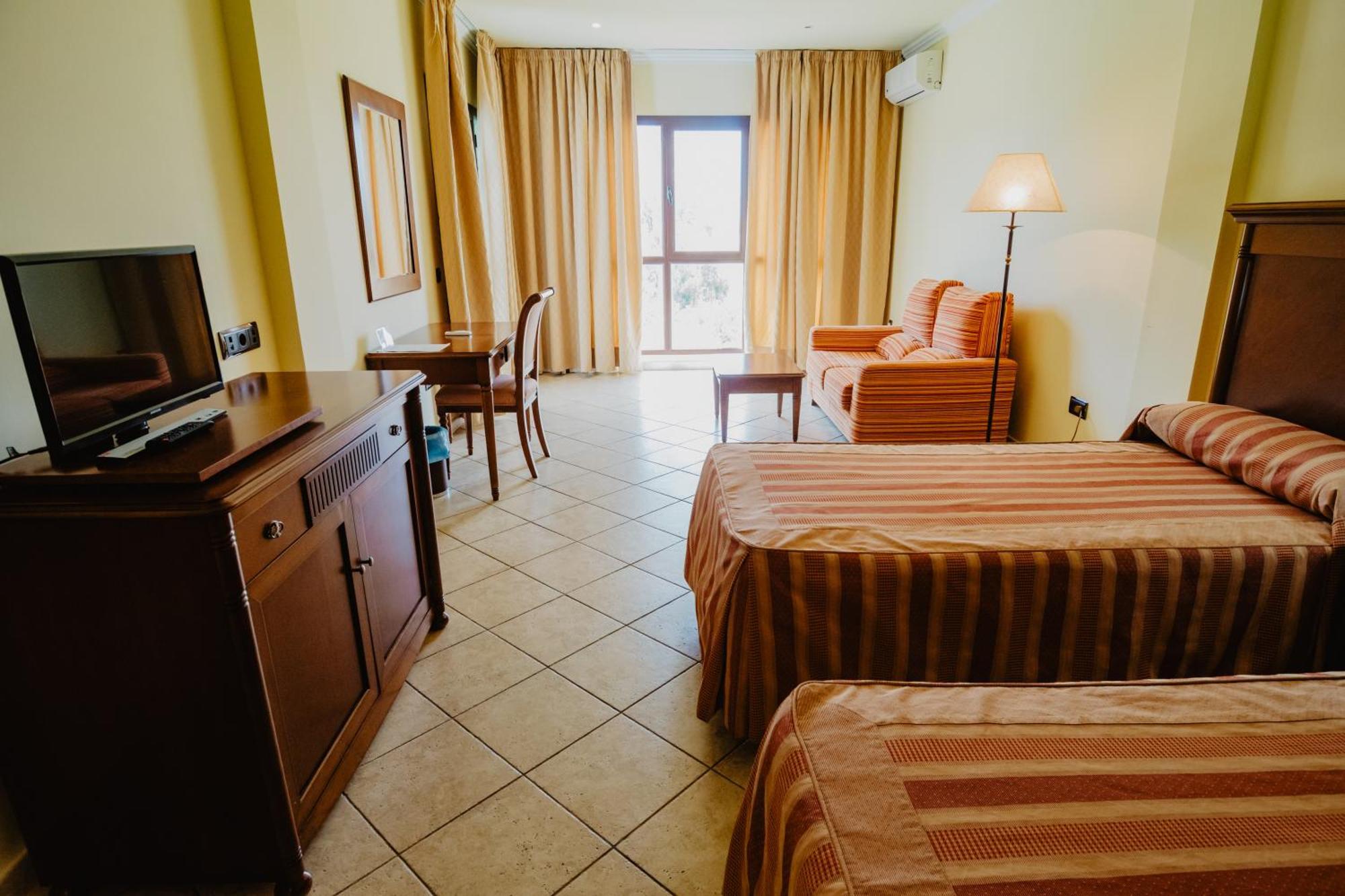 Hotel Hacienda Don Manuel Granja de Torrehermosa Extérieur photo