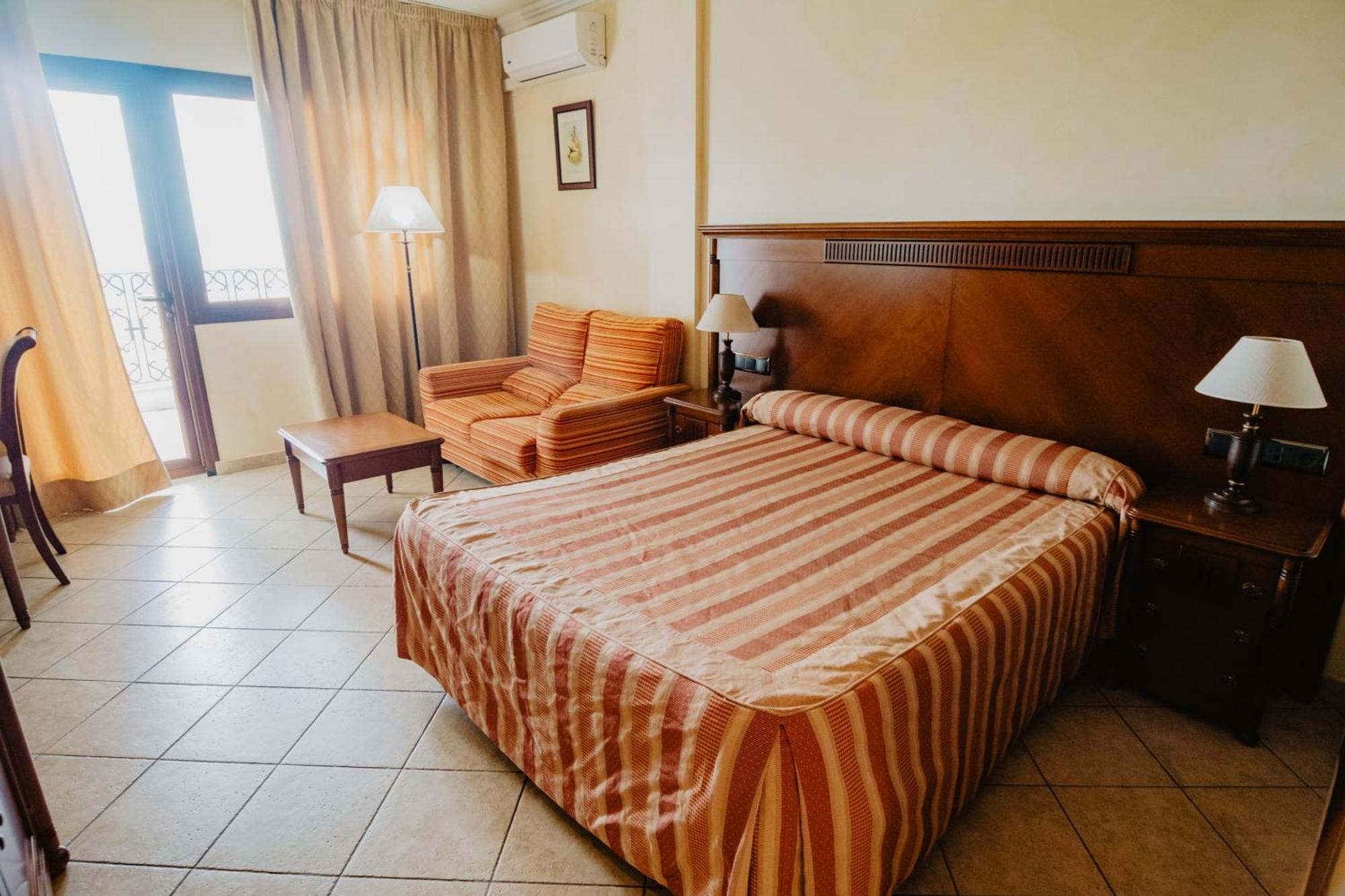 Hotel Hacienda Don Manuel Granja de Torrehermosa Extérieur photo